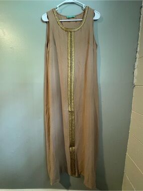 Toleen Sleeveless Beige Maxi Dress with Gold Trim size medium